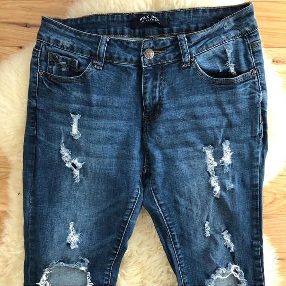 Distressed Denim Jeans - Picture 5 of 7
